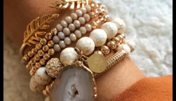 ثقة مشعة: أظهر أسلوبك مع الأساور العصرية