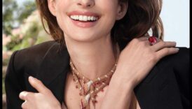 حدائق ساحرة: تزدهر بالجمال مع مجموعتنا من القلادات المستوحاة من الحديقة