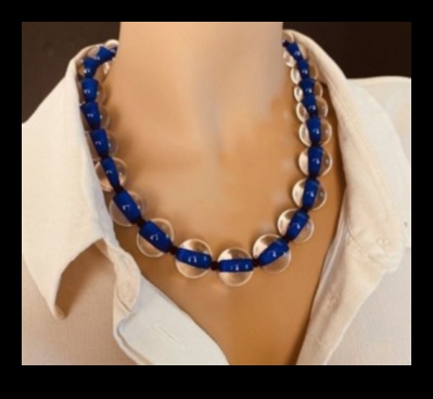 زيّن نفسك بالأناقة: قوة مجوهرات الأزياء