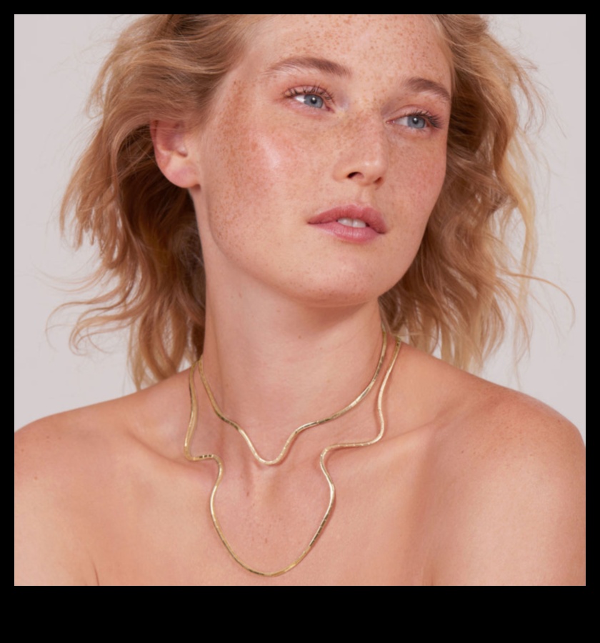 الرومانسية المشعة: دع الحب يتألق مع مجموعتنا الرومانسية من القلادات