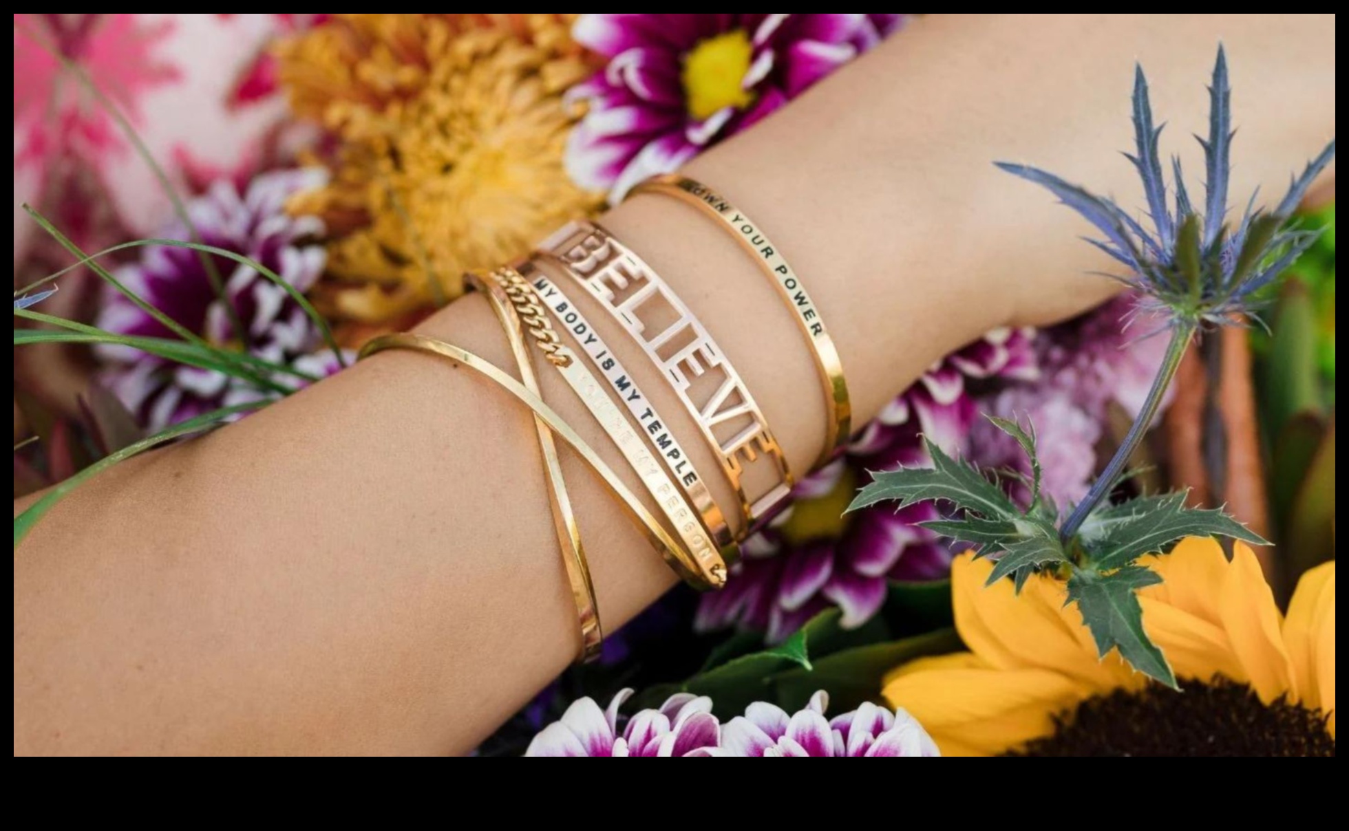 ارفع مستوى مجموعتك: قوة الأساور الأنيقة