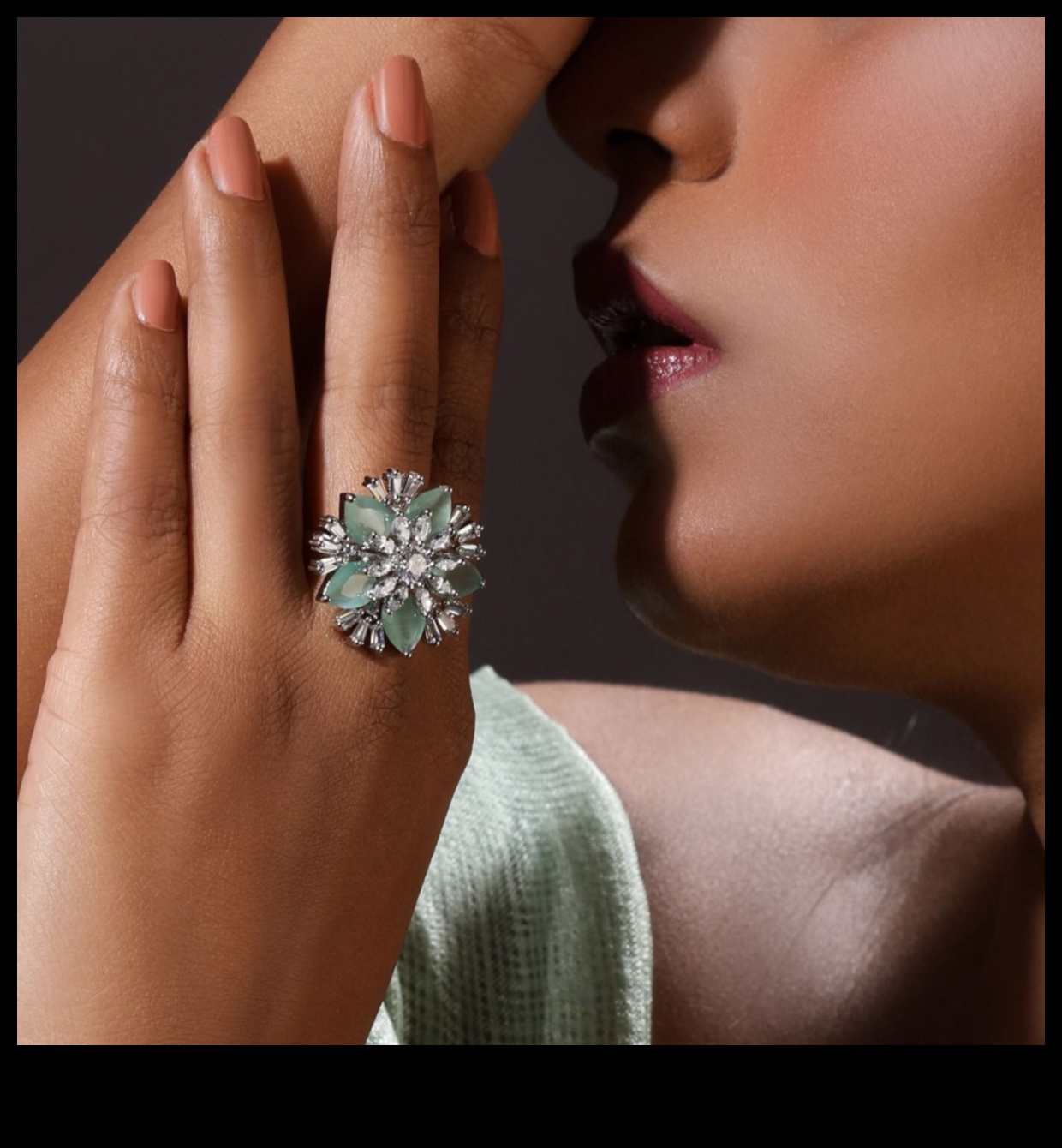 الحلي الفخمة: زيّن نفسك بإبداعاتنا من الخواتم المزخرفة